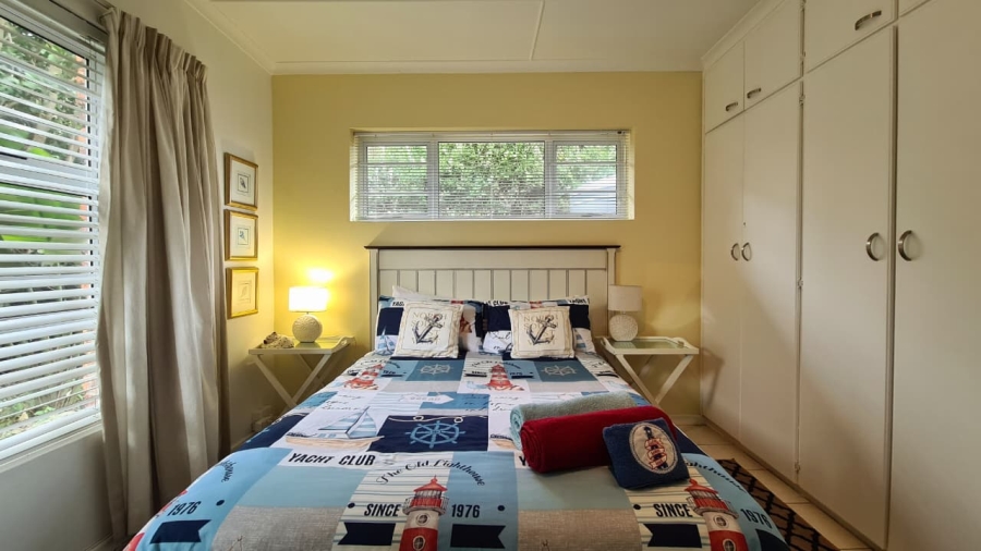 5 Bedroom Property for Sale in Kenton On Sea Eastern Cape